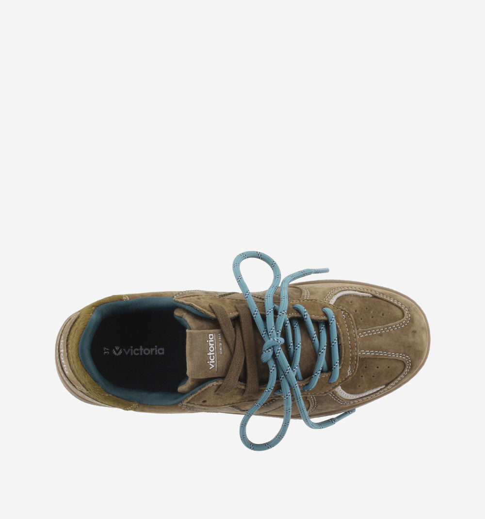 LONDRES SUEDE
Sneaker da donna con doppio laccio e suola caramello
1267100