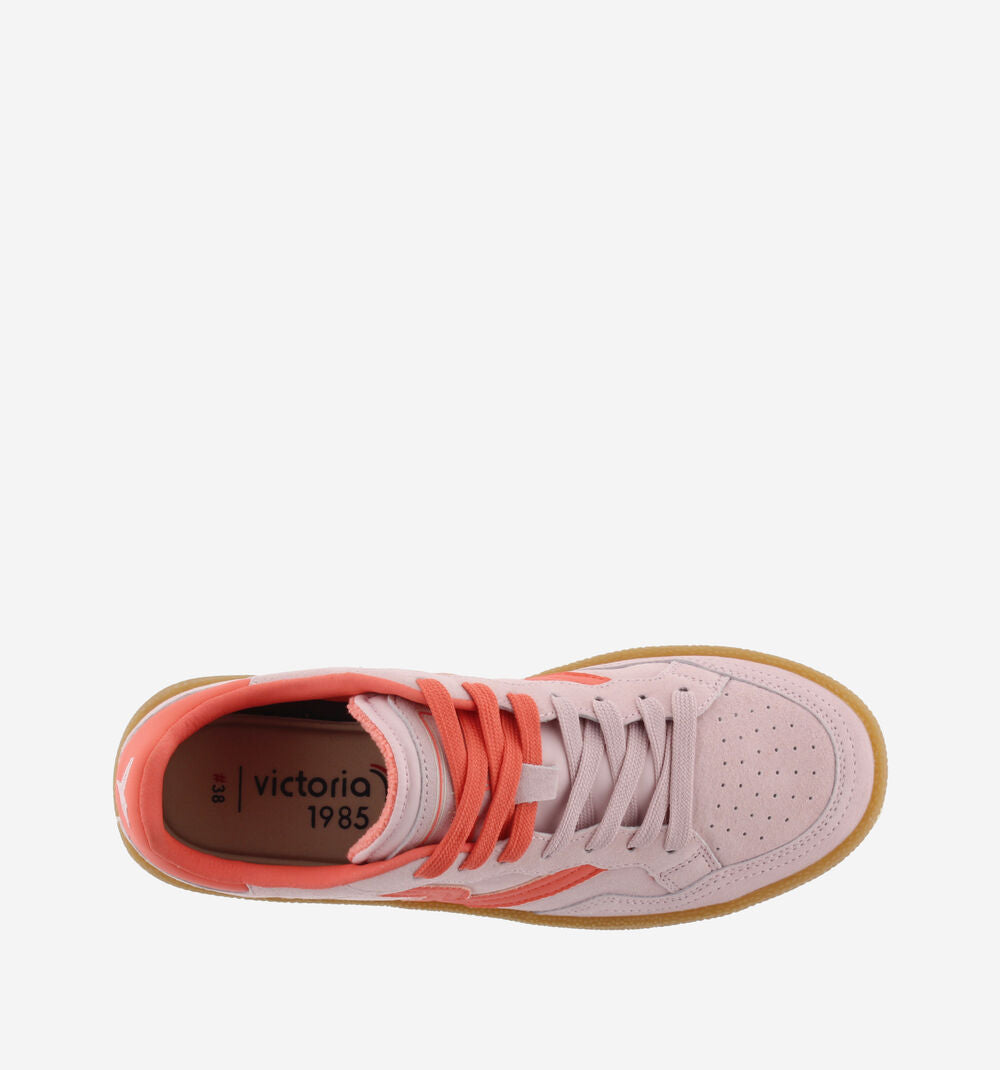 Sneakers Smash Suede 8806116 – Wildleder mit Caramelsohle