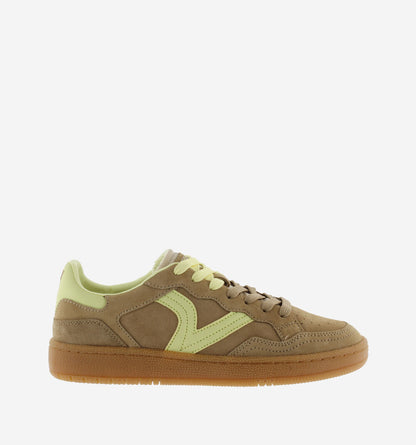 Sneakers Smash Suede 8806116 – Wildleder mit Caramelsohle